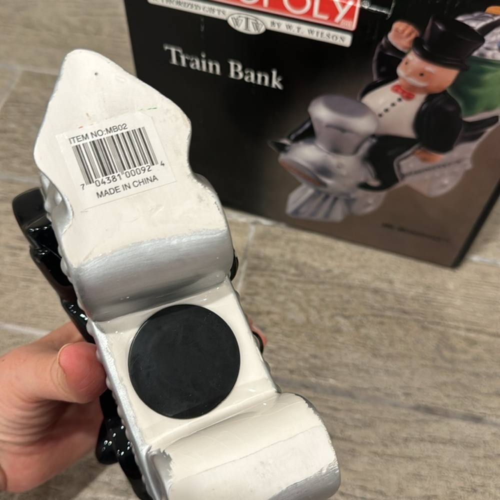 MR. MONOPOLY BANK Uncle Milburn Pennybag Monopoly Train Ceramic Hasbro 1998 - Picture 5 of 8